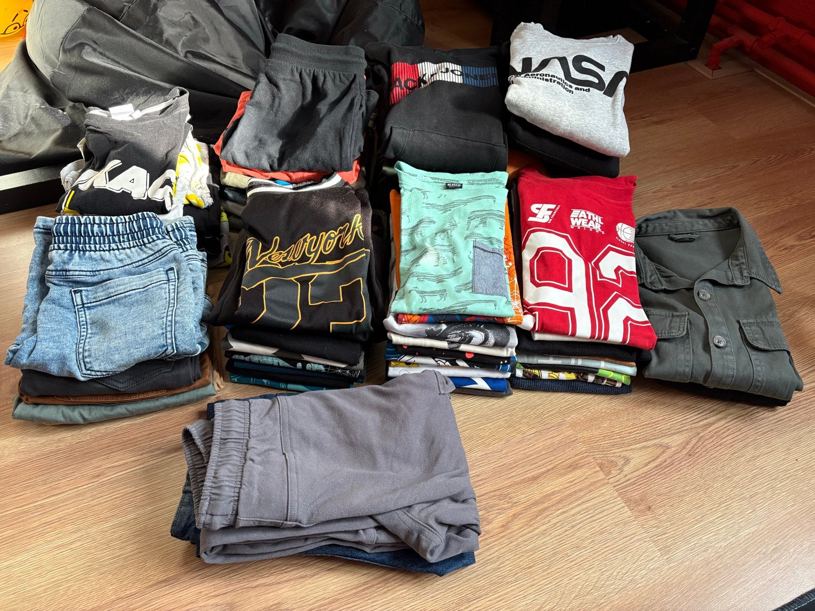Groot pakket kleding voor jongens - Maat 128,134,140, Ophalen, Gebruikt, Jongen