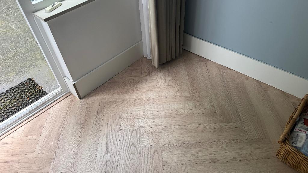 Eiken licht naturel visgraat laminaat (nieuw/licht gebruikt), Ophalen, 50 tot 150 cm, Zo goed als nieuw, 10 m² of meer
