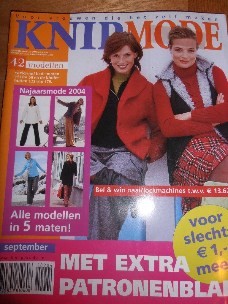 Knipmode september 2004 Chanel , turnpakje, vest voor man, Ophalen of Verzenden, Zo goed als nieuw, Vrouw, Knipmode