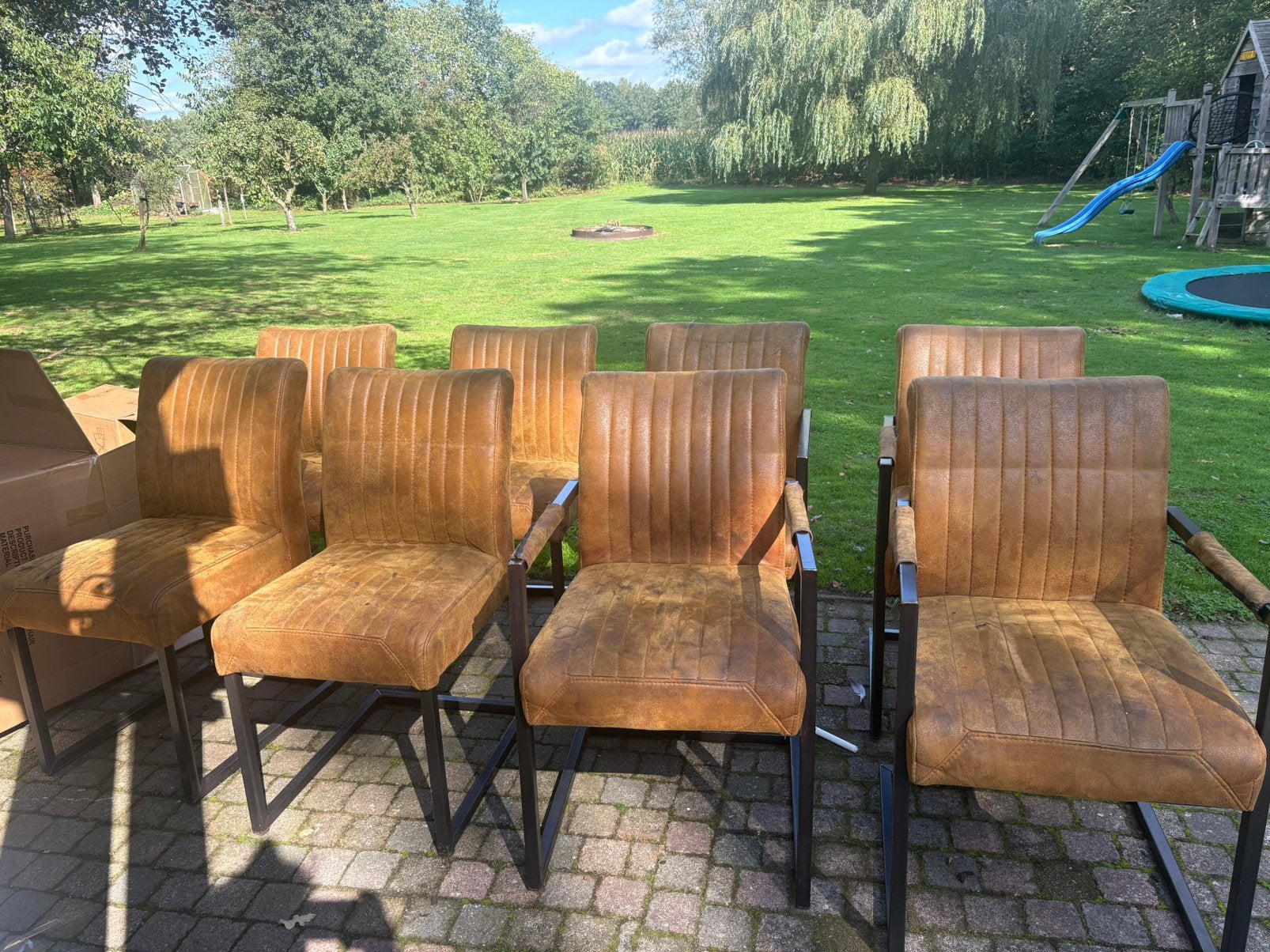 8 eetkamer stoelen GRATIS vandaag afhalen, Huis en Inrichting, Ophalen, Zo goed als nieuw, Bruin, Vijf, Zes of meer stoelen