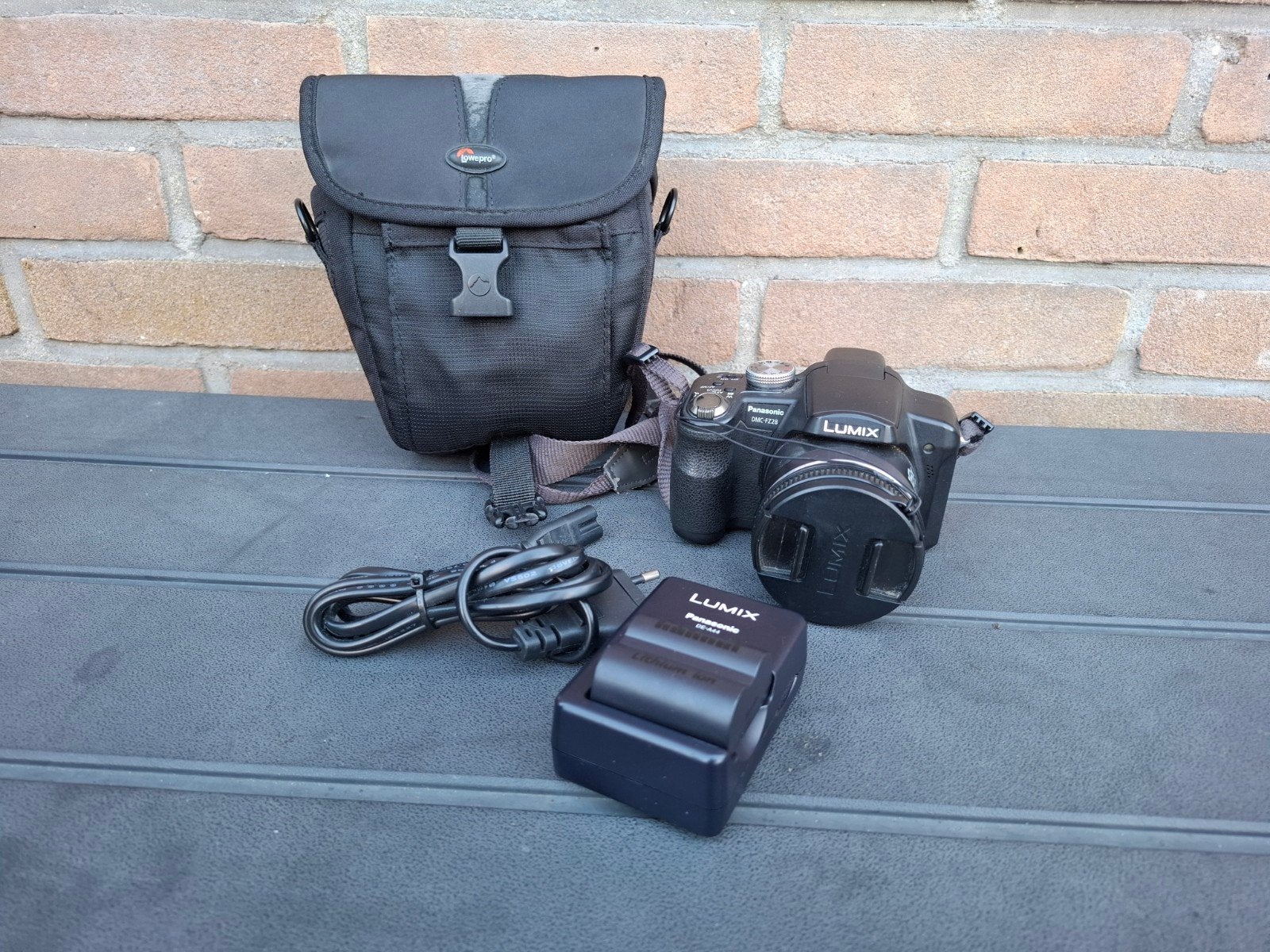 Panasonic Lumix DMC-FZ28 bridgecamera. Digital fotocamera, Ophalen of Verzenden, Geheugenkaart, Panasonic, 20x of meer