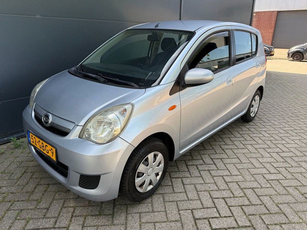 Daihatsu Cuore 1.0 Premium/5D/Automaat/Elek ramen/NW APK, Auto's, Daihatsu, 18 €/maand, 4 stoelen, Cuore, Origineel Nederlands