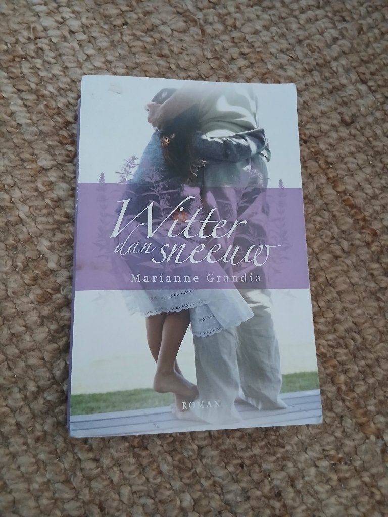 Marianne Grandia Witter dan sneeuw, Boeken, Ophalen of Verzenden, Zo goed als nieuw, Marianne grandia