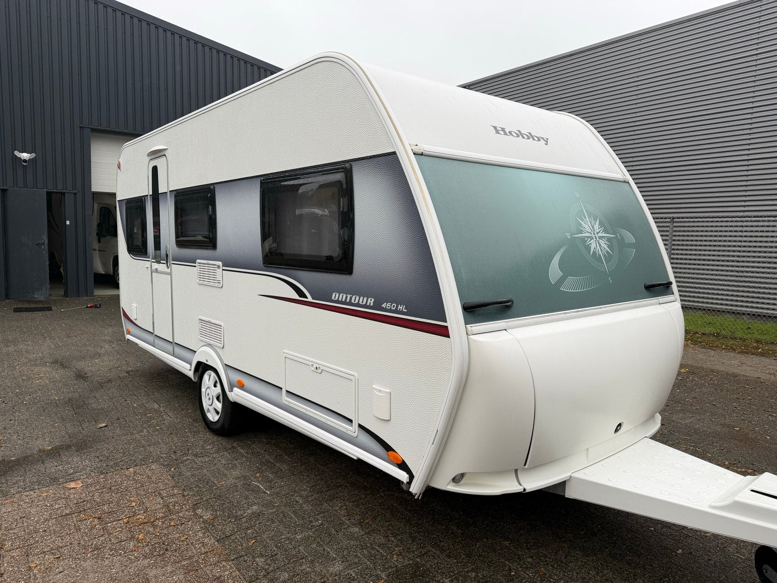 Hobby 460 HL Ontour met mooie Dorema voortent, 2 aparte bedden, Hobby, Bedrijf, Treinzit