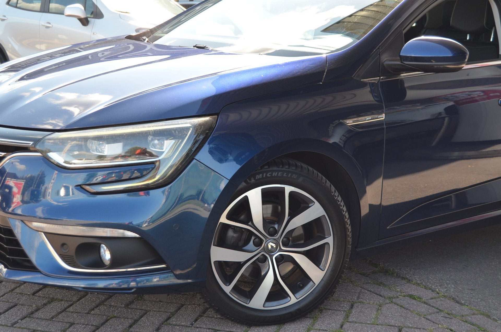 Renault Mégane 1.6 dCi Bose | nw model |BOSE| CAMERA|1op27|, Dealer onderhouden, Gebruikt, Euro 6, 4 cilinders