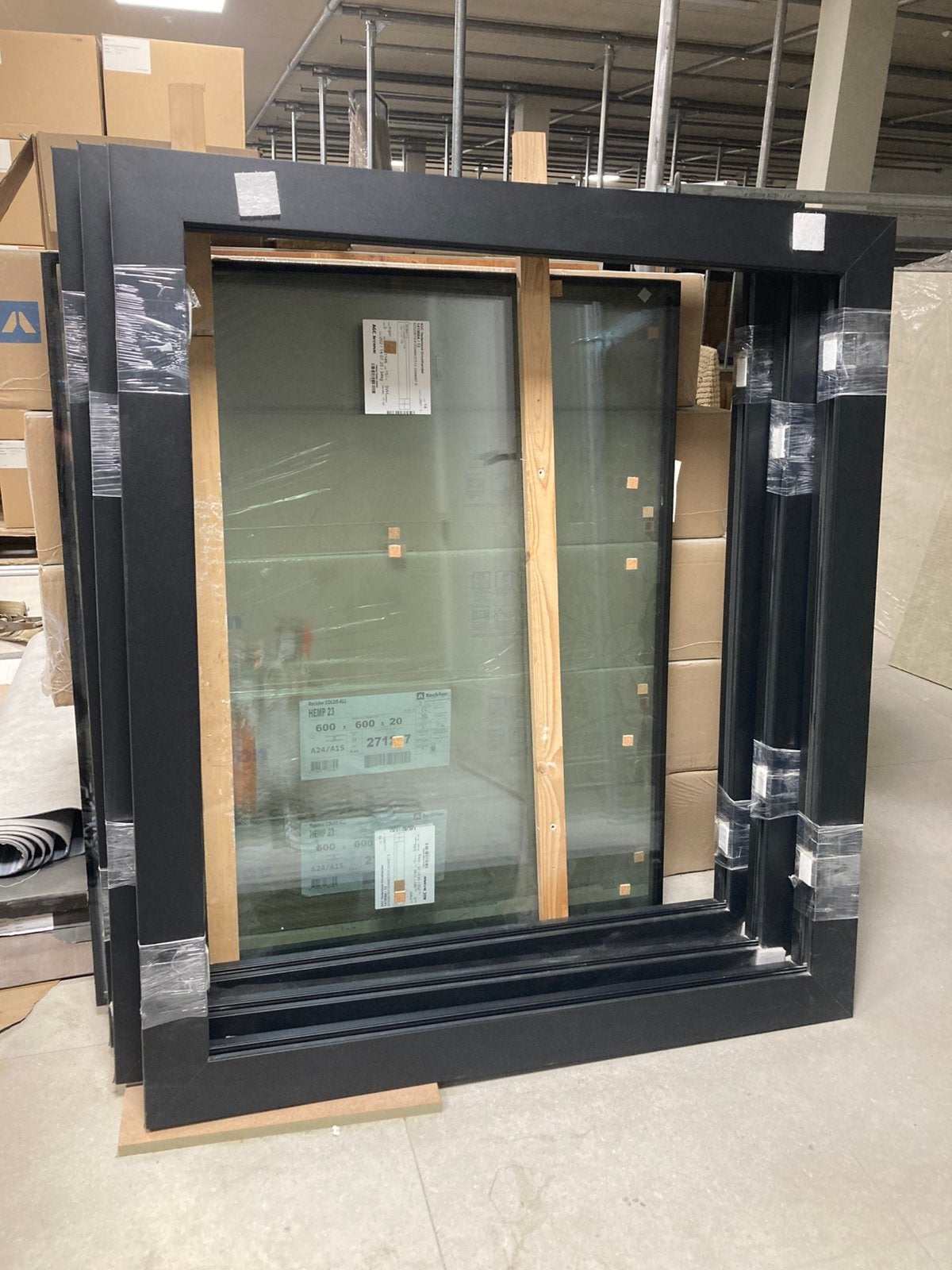 Raamkozijn aluminium met dubbel glas 3X 123x107,5 3 nieuw., Raamkozijn, Inclusief glas, 75 tot 150 cm, Ophalen