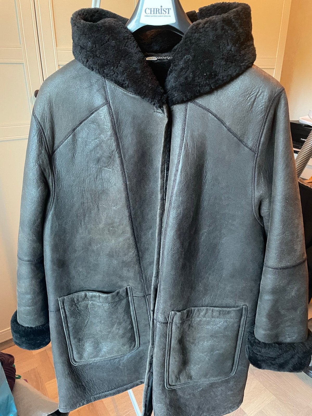 Christ Lammy coat jas met capuchon - Maat 42/44 (L), Kleding | Dames, Jassen | Winter, Ophalen of Verzenden, Gedragen, Maat 42/44 (L)