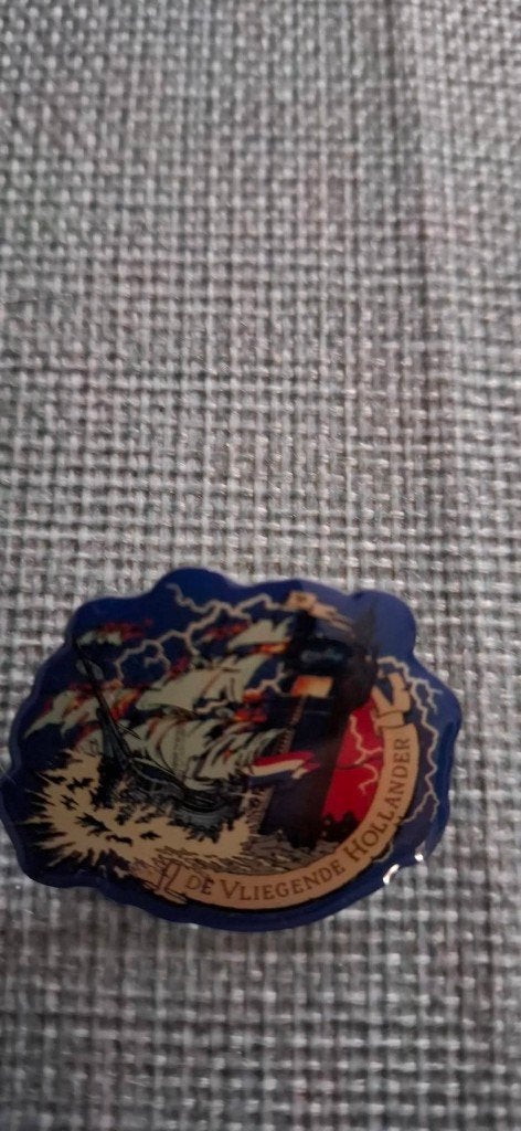 efteling pin vliegende hollander, Ophalen of Verzenden, Zo goed als nieuw, Button of Speldje