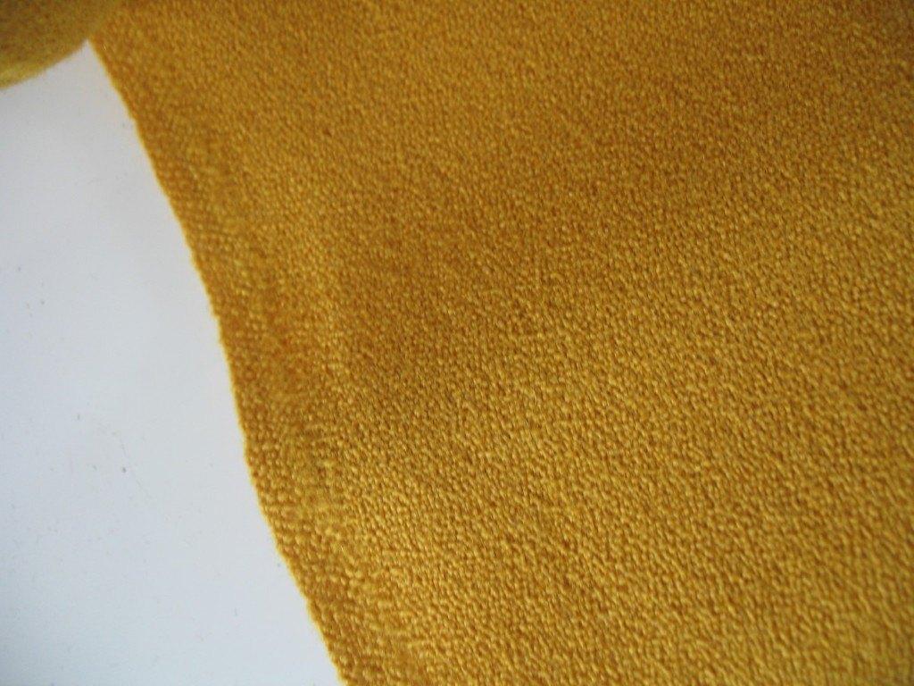 Camira Aquarius JA426 eigeel/oranje; 9,3 meter meubelstof, Wol, 120 cm of meer, Geel, Ophalen of Verzenden