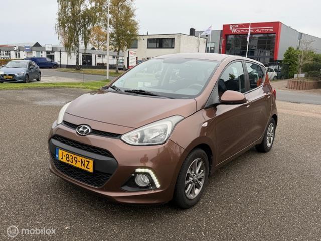 Hyundai i10 I-motion Premium 1.0i i-Motion Premium, Auto's, Euro 5, Stof, Gebruikt, Bruin