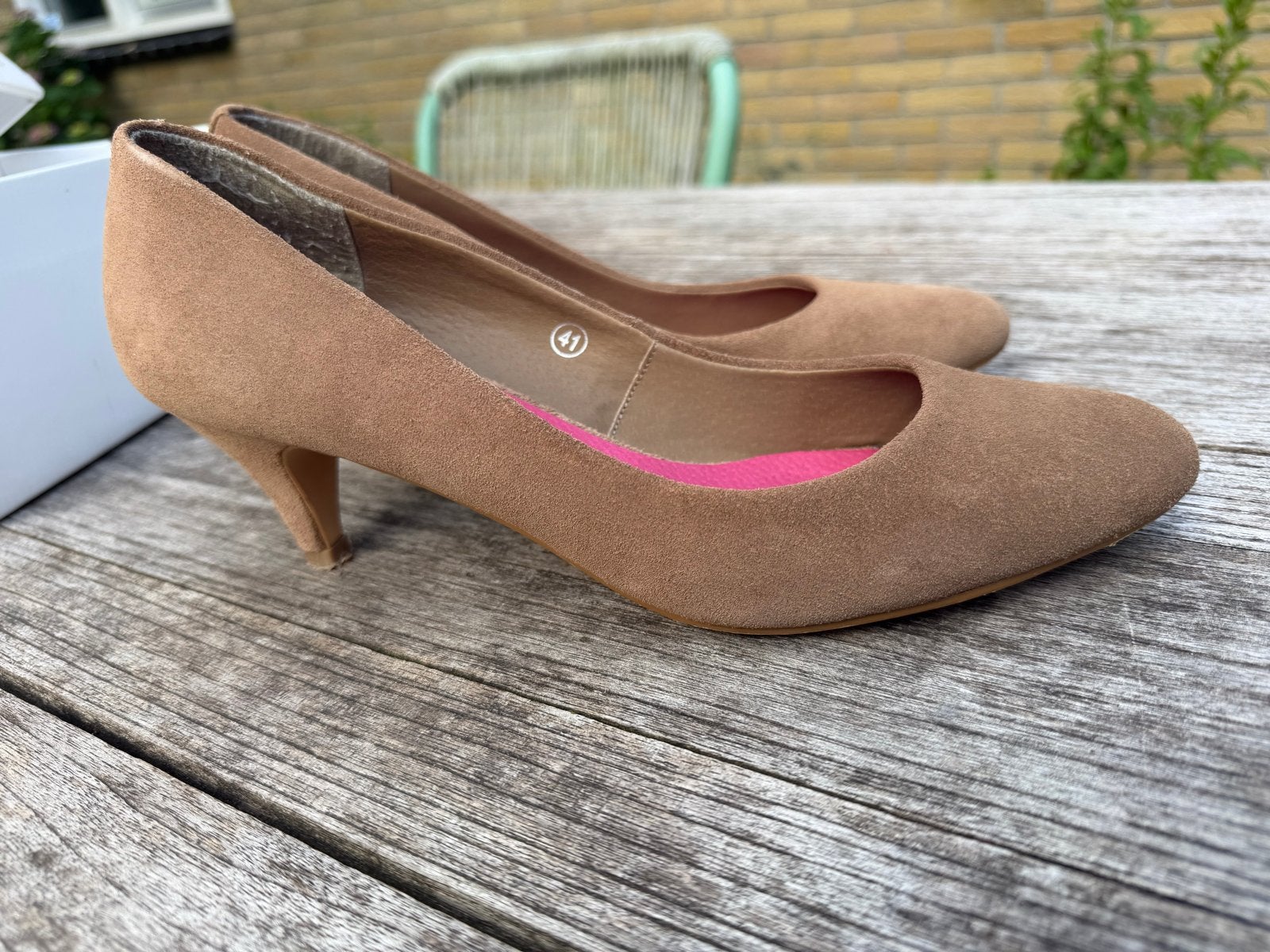 Invito Pumps Maat 41 - Goede staat, Kleding | Dames, Ophalen of Verzenden, Zo goed als nieuw, Bruin, Pumps