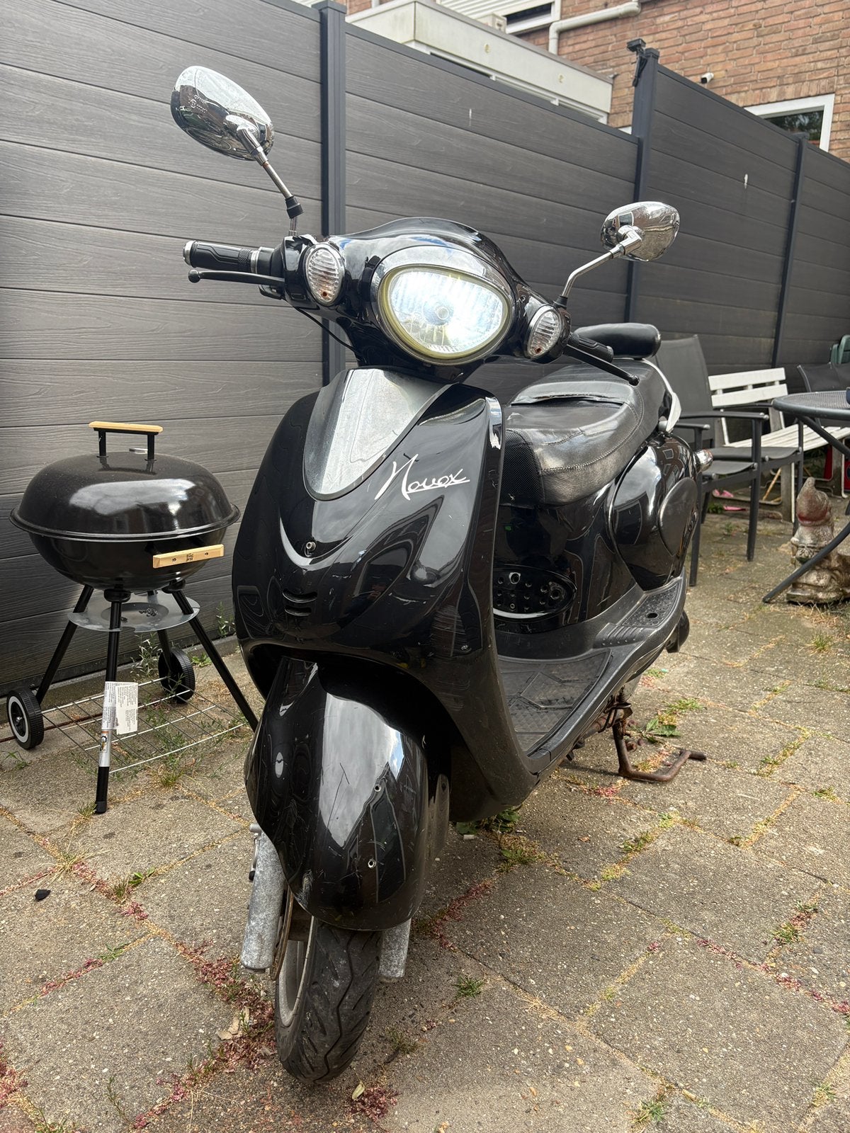 Elektrische scooter Novox Tisong (Swift), Fietsen en Brommers, Snorfietsen en Snorscooters, Gebruikt, Elektrisch, Ophalen, Overige merken