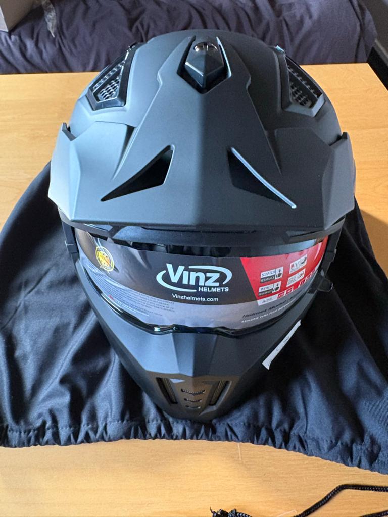 Nieuwe Vinz Offroadhelm - Maat M, Motoren, Kleding | Motorhelmen, Heren, Offroadhelm, M, Overige merken, Nieuw zonder kaartje