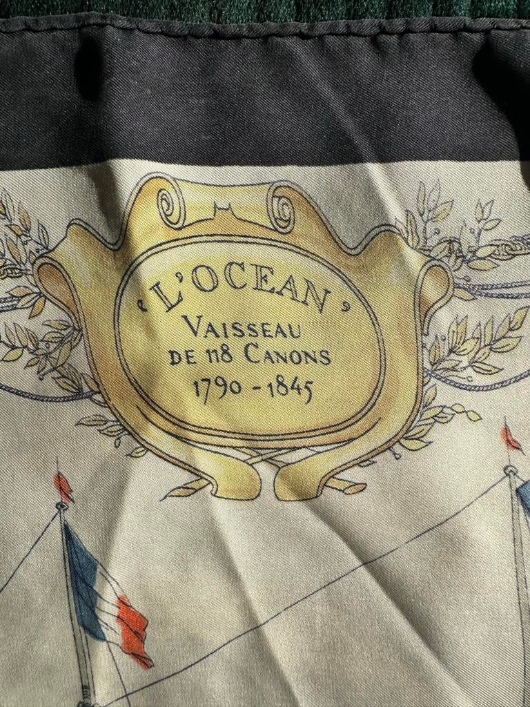 Vintage zijden sjaal Hermes 'L'OCEAN' met scheepsmotief, Kleding | Dames, Ophalen of Verzenden, Zo goed als nieuw