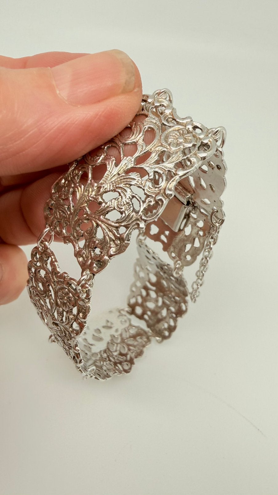 Antiek Hollands zilveren brede armband + veiligheid ketting, Verzenden, Zilver, Armband