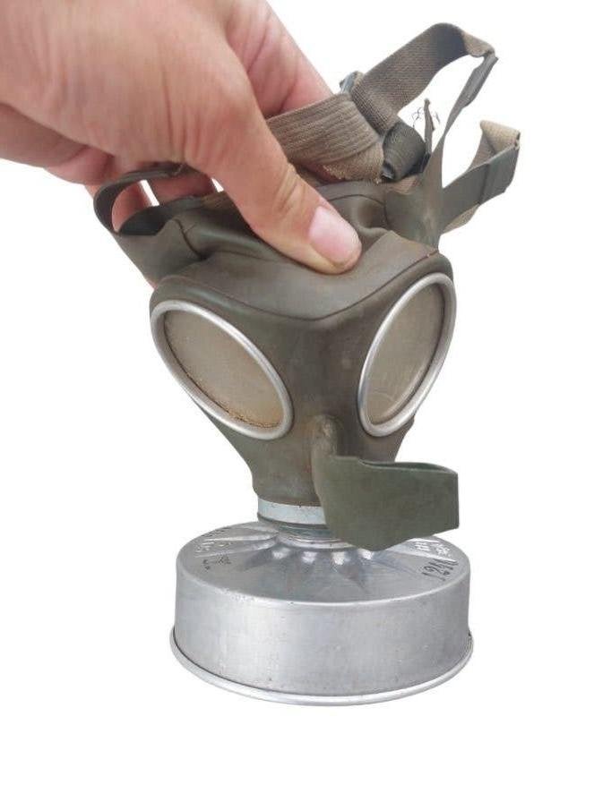 Duits WO2 Luftshutz gasmasker, Ophalen of Verzenden, Landmacht, Duitsland, Overige typen