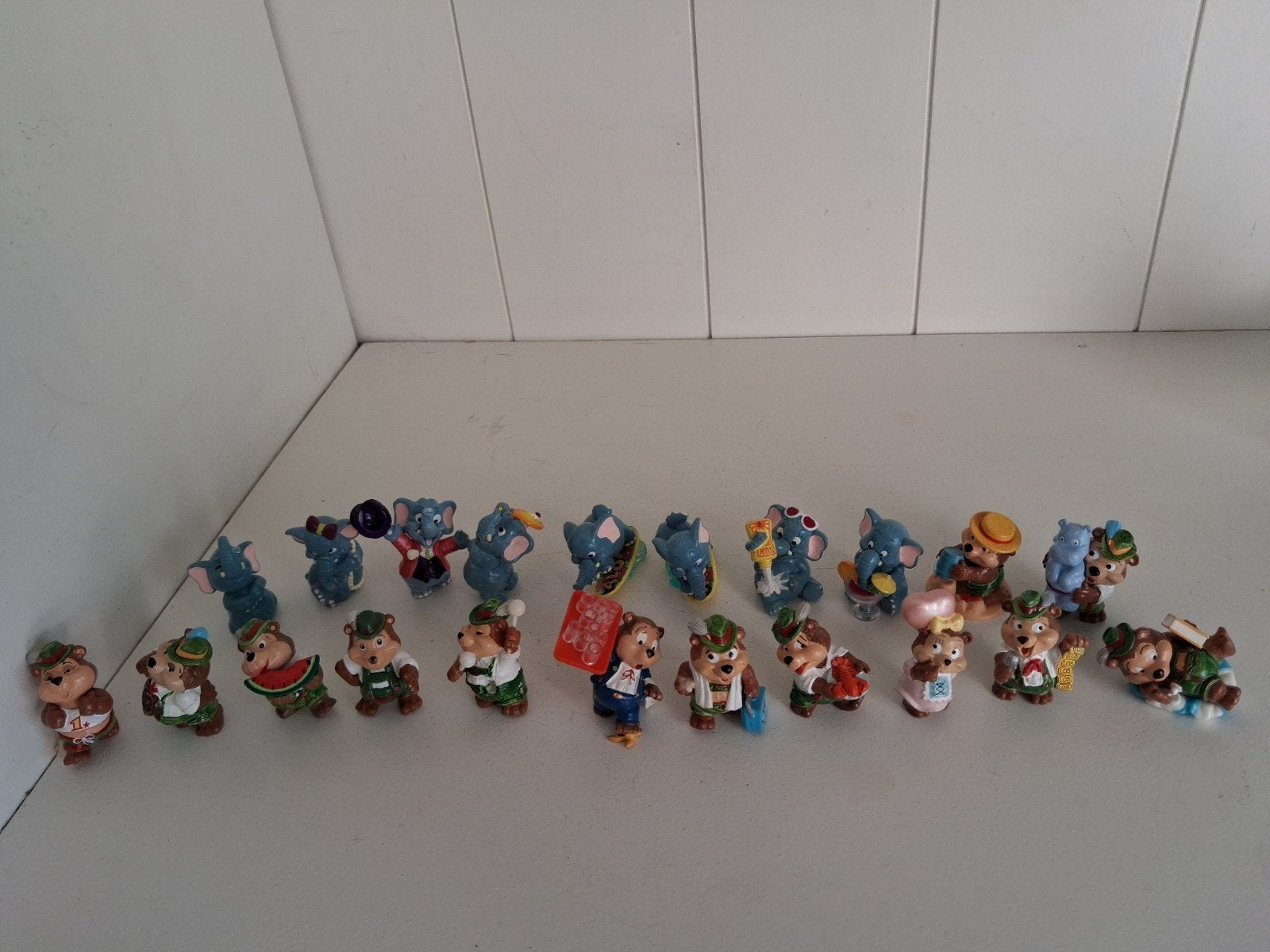 Verzameling Kinder Surprise figuren - Beren en Olifanten, Ophalen of Verzenden, Gebruikt