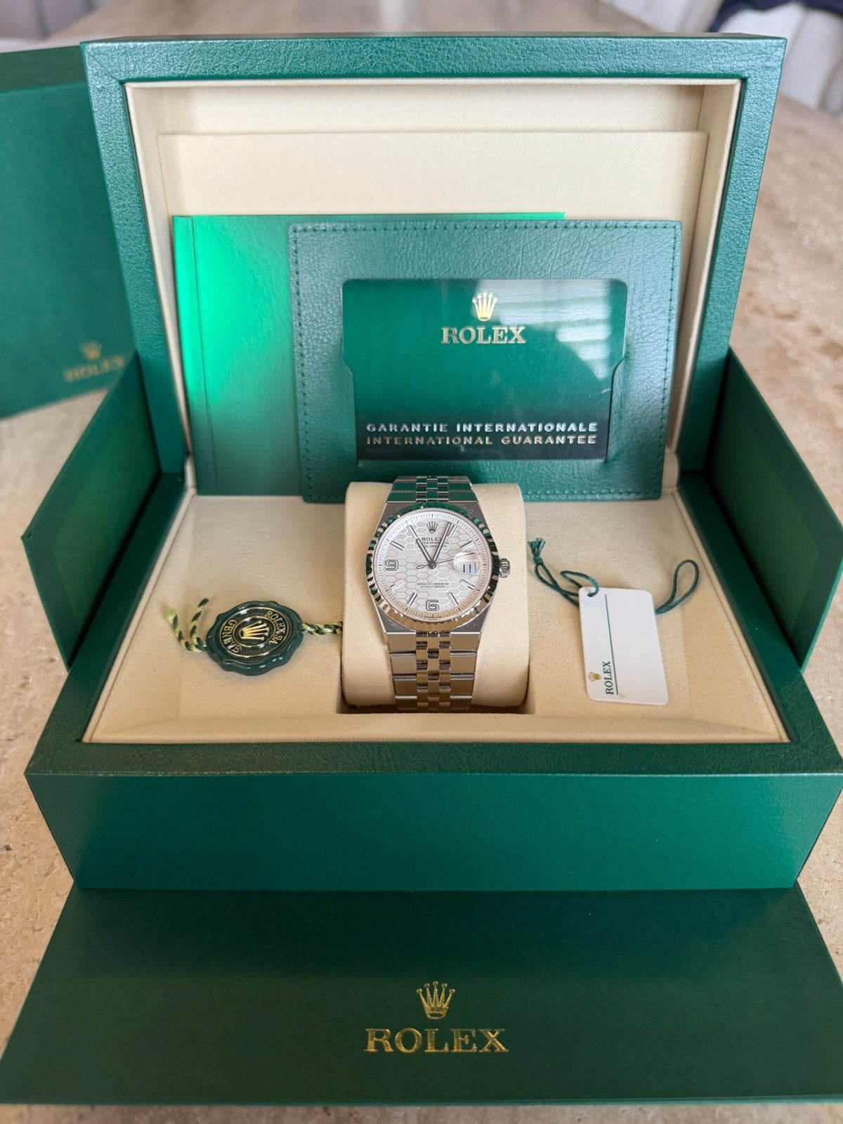 Rolex Land-Dweller 36 – Ref. 127234 – White Dial, Ophalen of Verzenden, Nieuw, Staal, Rolex