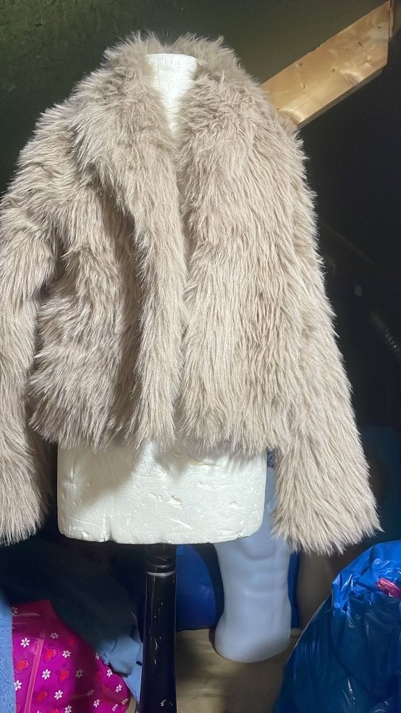 Nieuw! Korte Dames Fur Jas / Shaggy Faux Fur Jack - Maat L, Kleding | Dames, Ophalen of Verzenden, Nieuw, Maat 42/44 (L), Overige kleuren