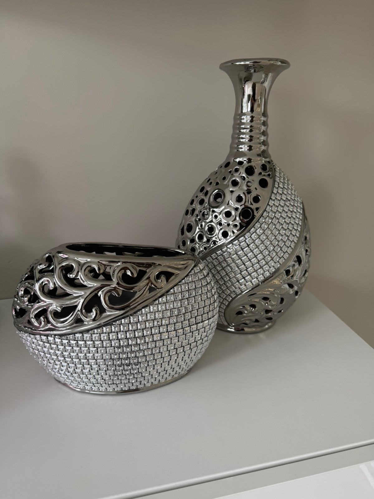 Decoratie vaas/vazen, chrome/zilver/grijs 2 stuks, Ophalen of Verzenden, Zo goed als nieuw, Grijs, Zilver