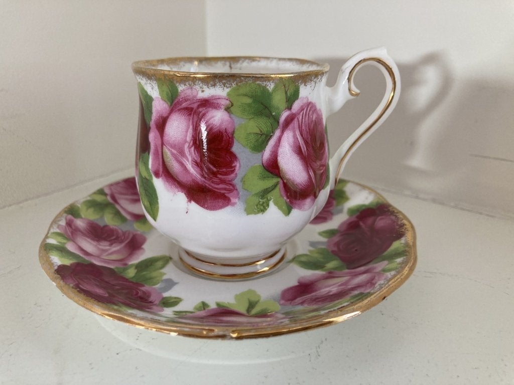 Kop en schotel Old English Rose - Royal Albert, Ophalen of Verzenden