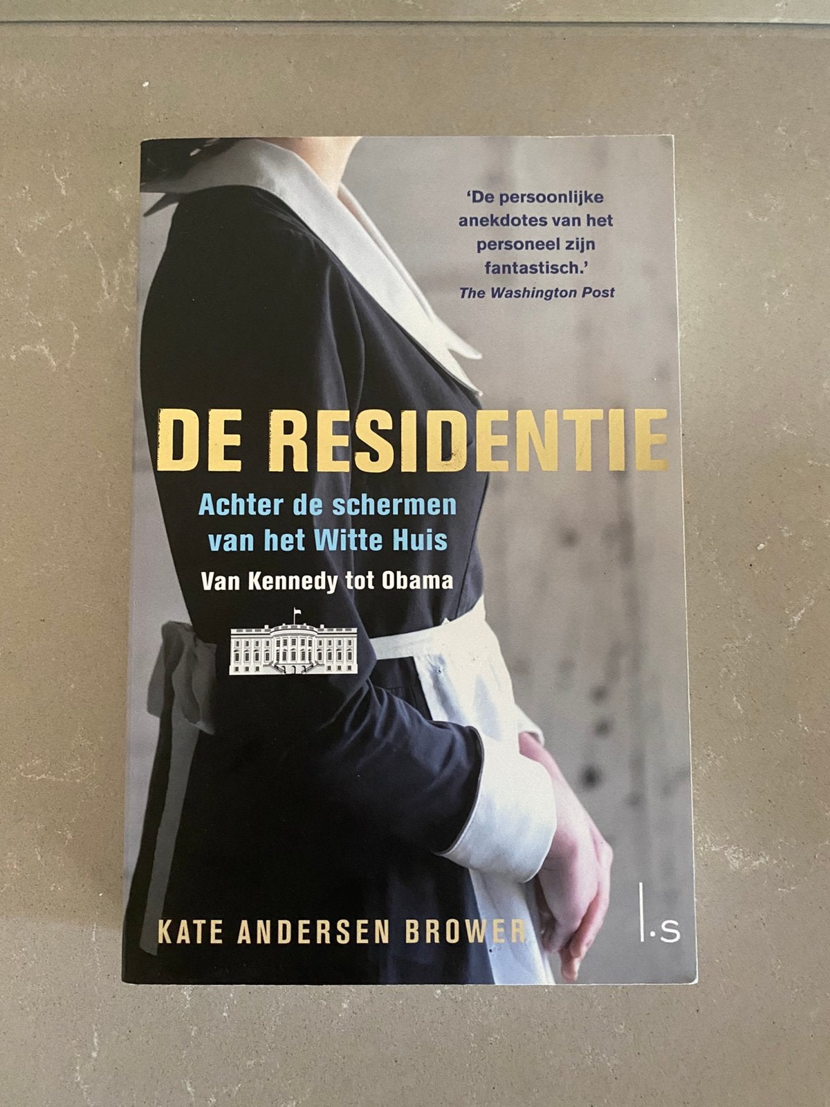 Kate Andersen Brower - De Residentie, Ophalen of Verzenden, Zo goed als nieuw, Kate Andersen Brower