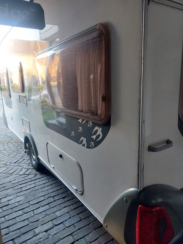 Knaus eurostar 450 FU 2003 caravan, Rondzit, Schokbreker, Particulier, Vast bed