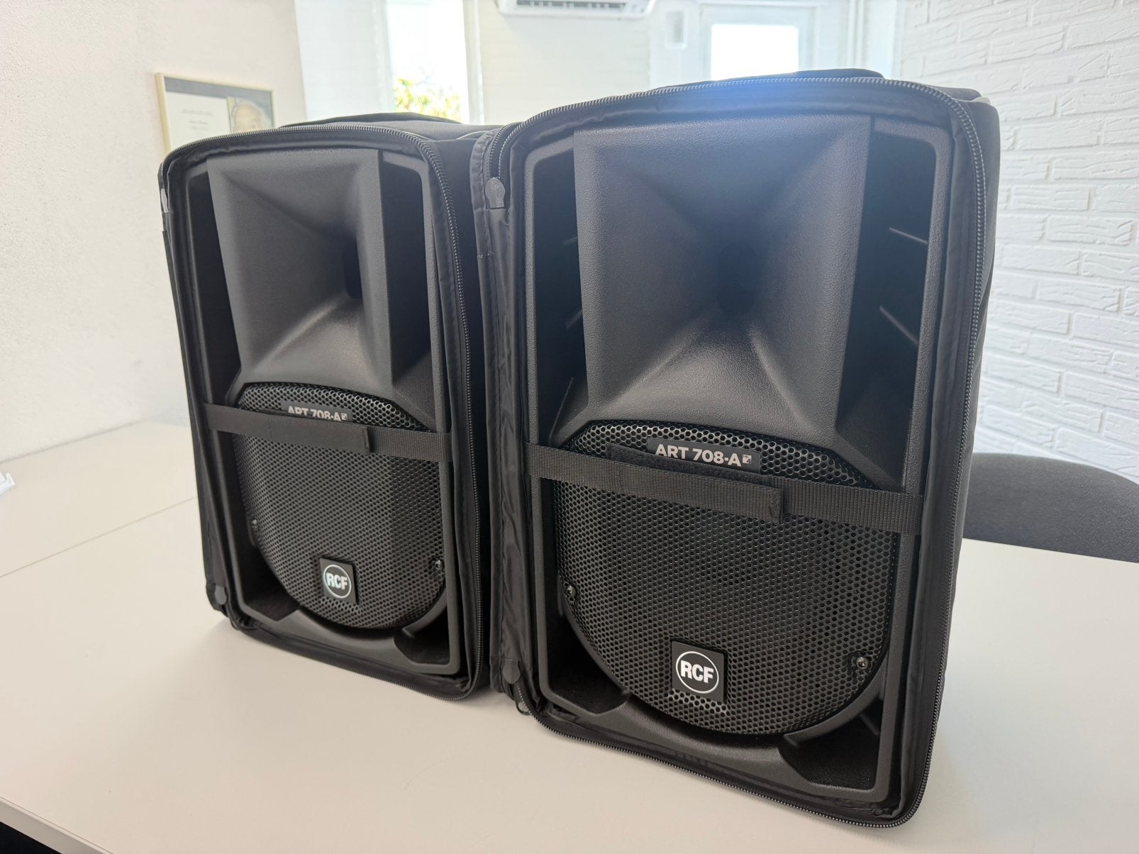 RCF ART 708-A MK4 actieve speakers + originele hoezen, Overige typen, Zo goed als nieuw, Ophalen, 150 watt of meer
