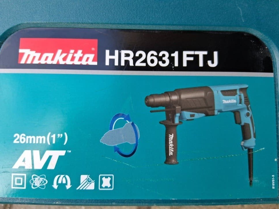 Makita  hr2631  boorhamer compleet, Ophalen, Zo goed als nieuw, Boor- en/of Breekhamer