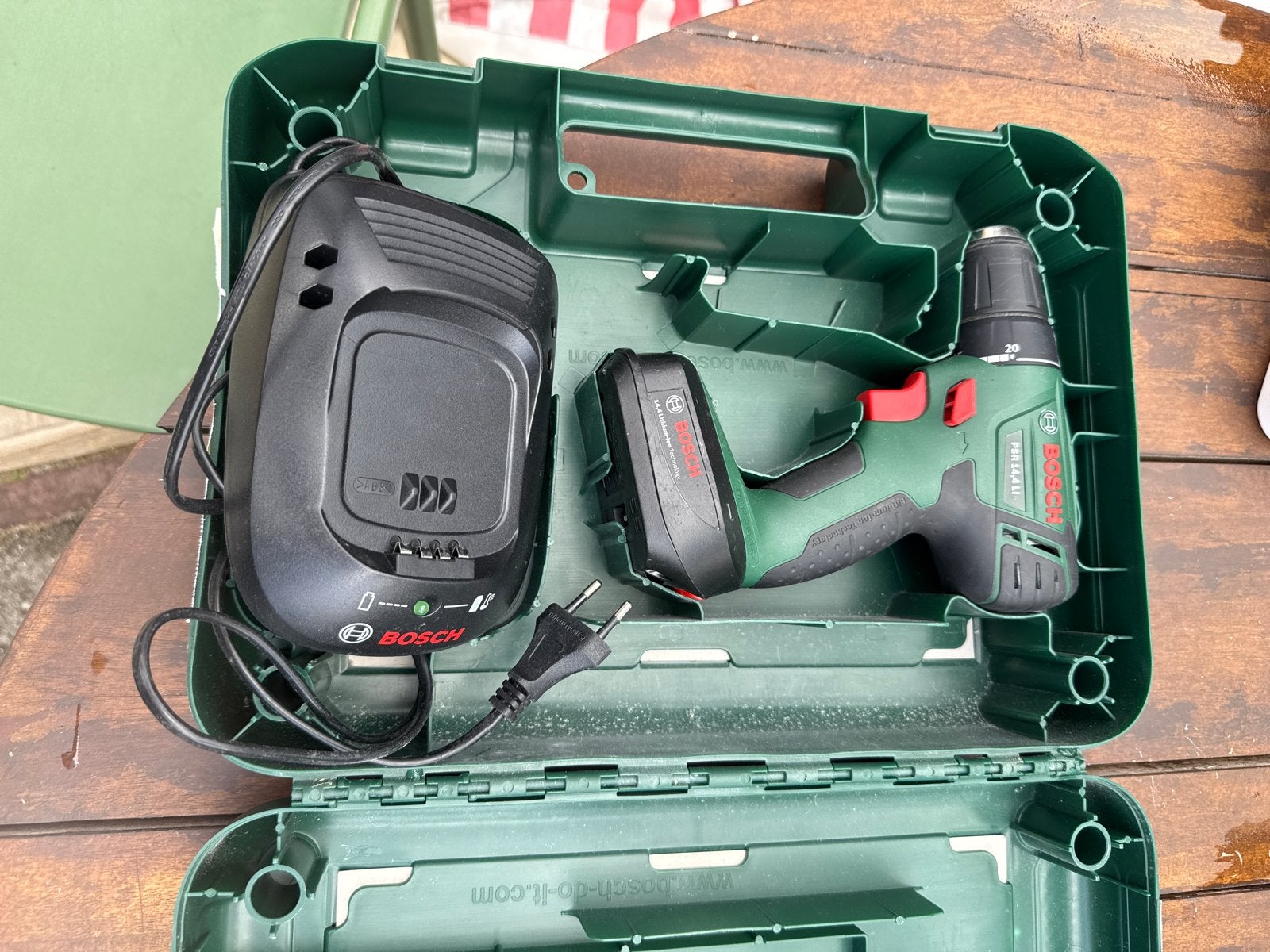 Bosch PSR 14.4 LI Accuboormachine met Koffer en Lader, Gebruikt, Variabele snelheid, Ophalen of Verzenden, Boor- en Schroefmachine