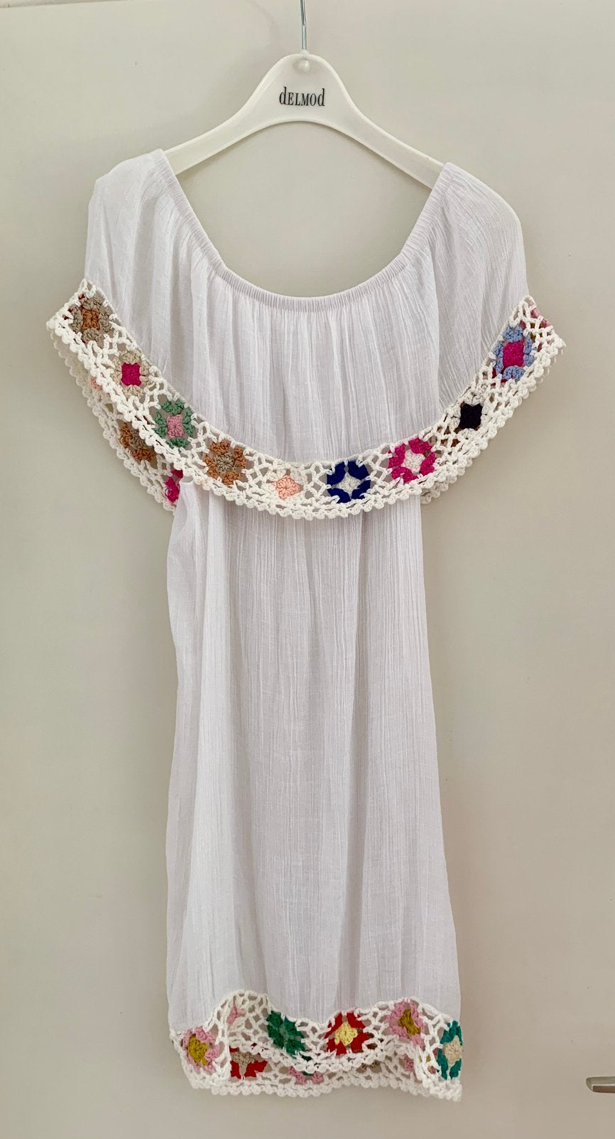 Heel mooi off shoulder jurk, M, vintage, Maat 38/40 (M), Wit, Ophalen of Verzenden, Zo goed als nieuw