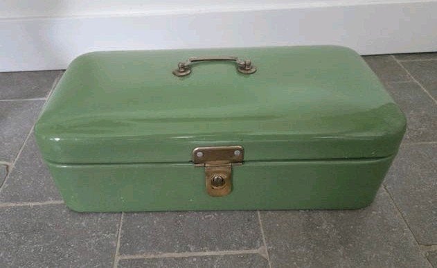 Brabantia nostalgische broodtrommel, Ophalen