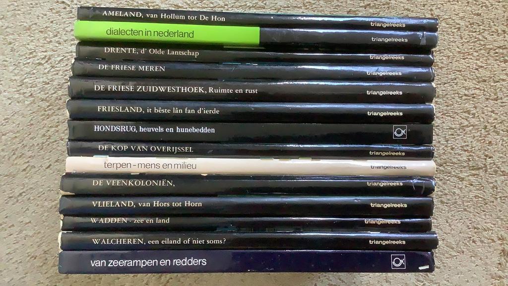 Triangelreeks, 14x: Wadden - Walcheren - Hondsrug - Kop van, Ophalen of Verzenden, 20e eeuw of later, Zo goed als nieuw