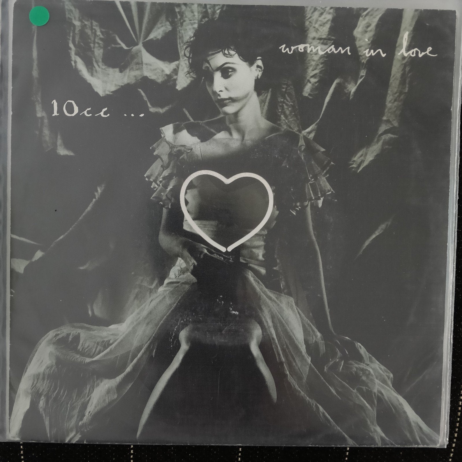10CC Woman in love, 7 inch, Single, Ophalen of Verzenden, Zo goed als nieuw