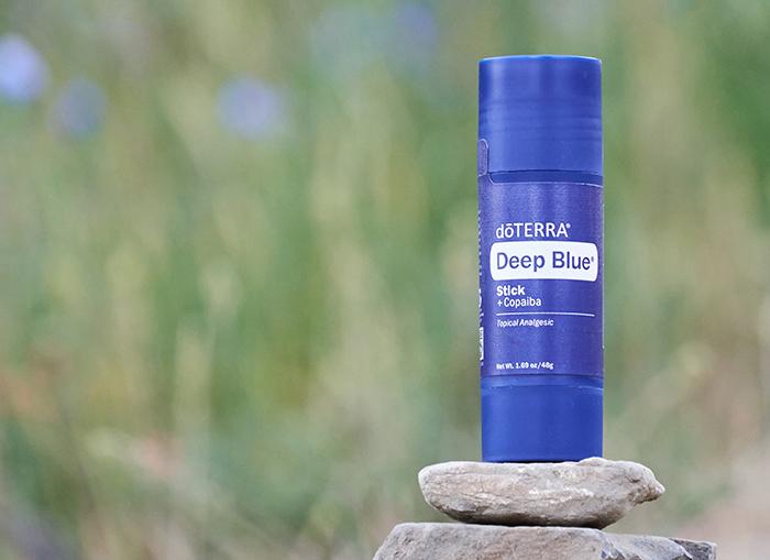 doTERRA Deep Blue Stick + Copaiba - Topische Pijnverlichting, Ophalen of Verzenden, Nieuw, Bodylotion, Crème of Olie