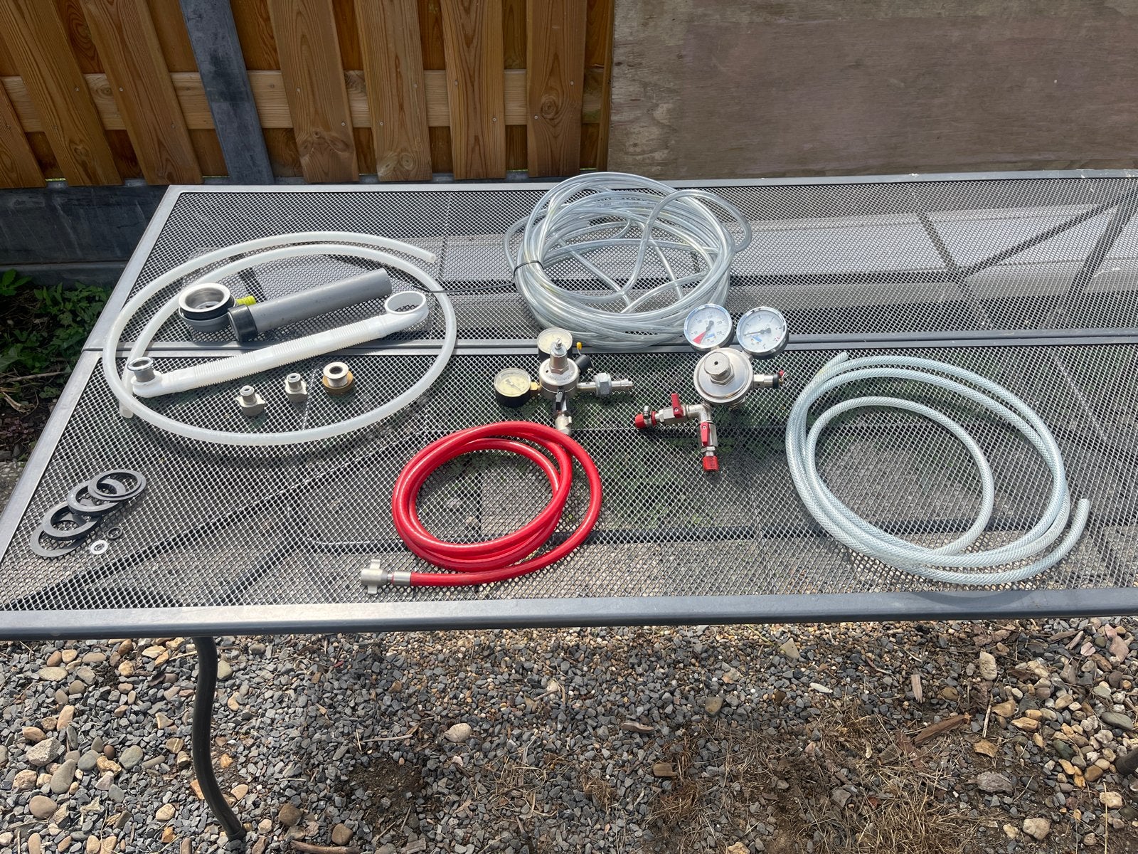 Biertap onderdelen: CO2 ventielen, koppelingen, slangen, Ophalen of Verzenden, Gebruikt