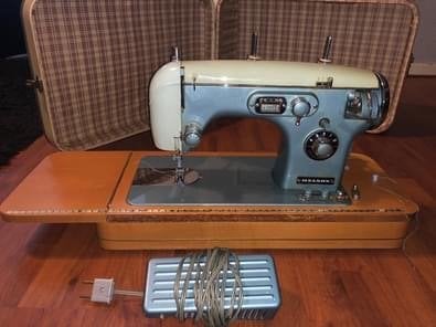 Melson Naaimachine met Koffer, Pedaal en Documentati, Industrieel, Ophalen, Overige merken, Naaimachine