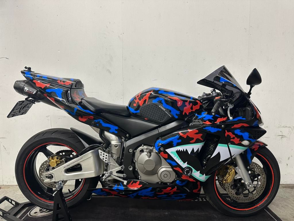 Honda CBR 600 RR PC 37 Uniek met Mivv Carbon, Motoren, 4 cilinders, Motorrijbewijs A, Bedrijf, Super Sport