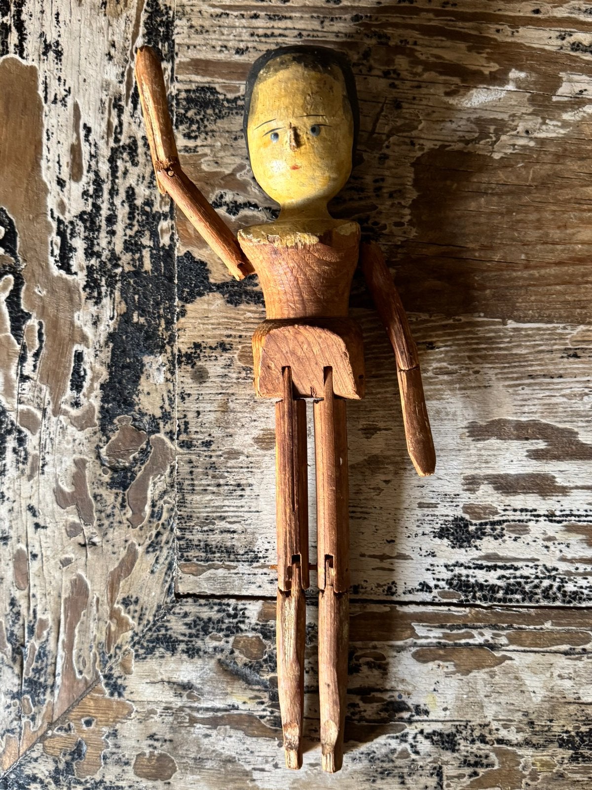 Antieke “Grodnertal -houten- Peg doll . Plm 1835, Verzenden