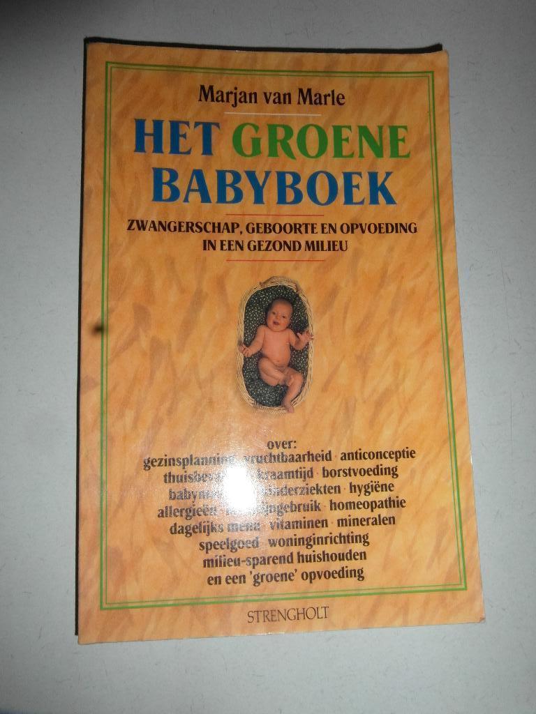 Het groene babyboek. Marjan van Marle, Ophalen of Verzenden, Zo goed als nieuw, 0 tot 6 maanden
