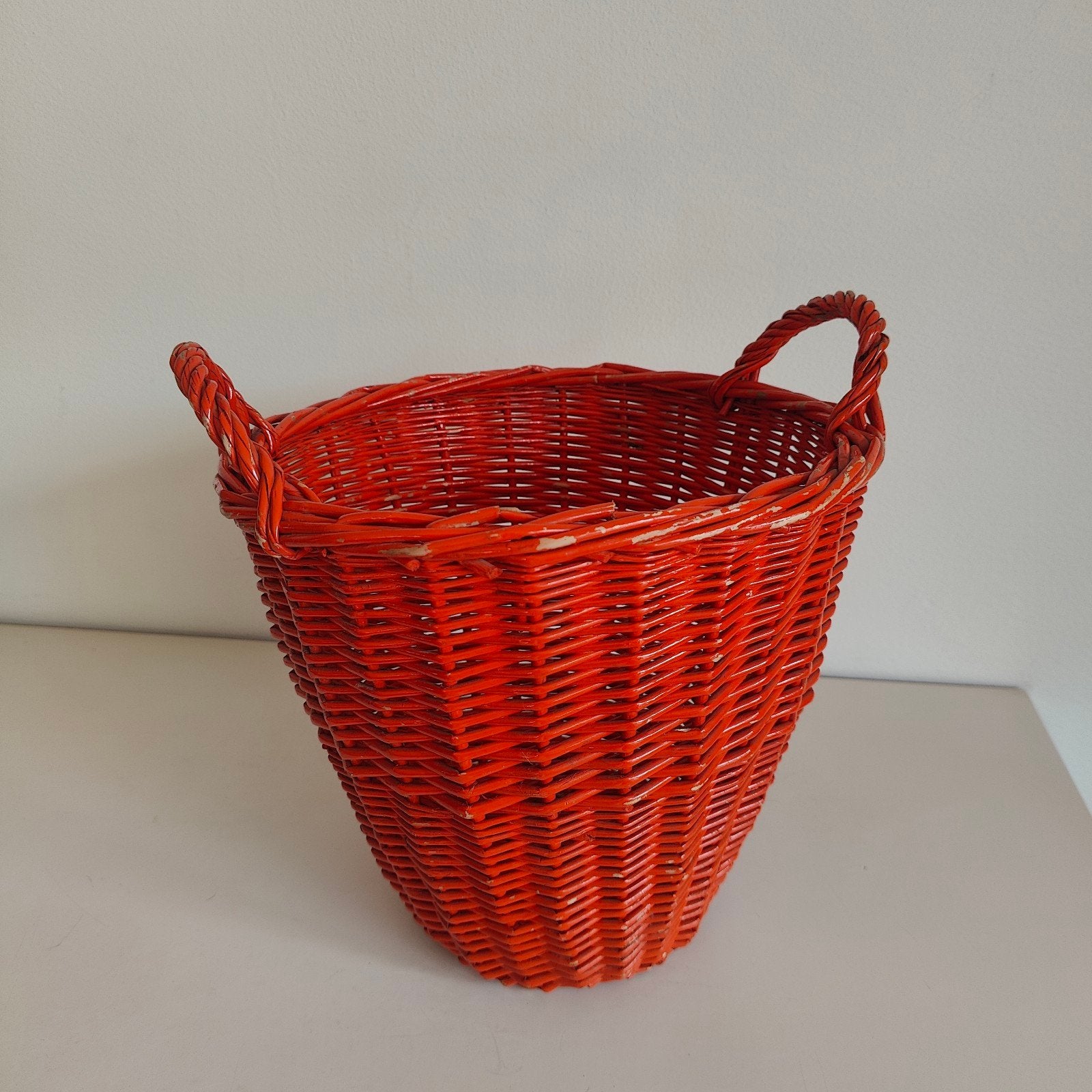 Vintage gevlochten rieten mand oranje, Ophalen, Huis en Inrichting
