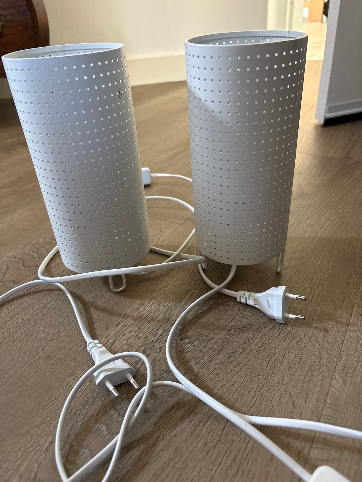 Twee witte IKEA lampen, Huis en Inrichting, Ophalen of Verzenden, Gebruikt