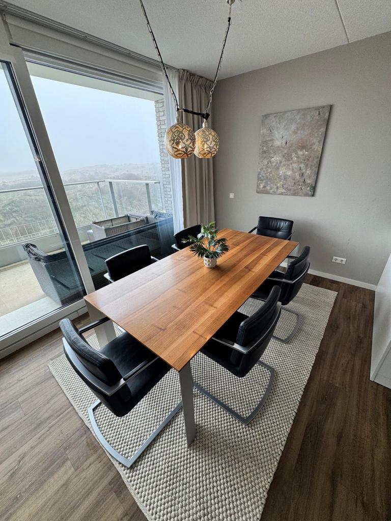 Rolf Benz 6x Leren Eetkamerstoelen 620 en robuuste eettafel, Ophalen, Gebruikt, 50 tot 100 cm, Vijf personen of meer