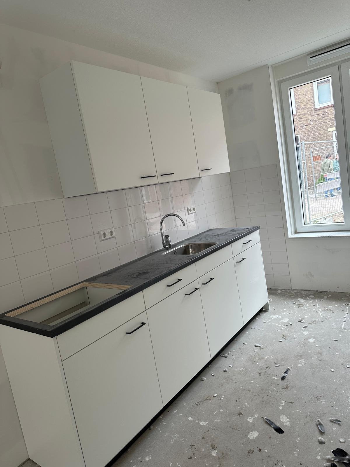 Witte Bruynzeel Keuken, Ophalen, Wit, Enkelwandige keuken, Graniet of Steen