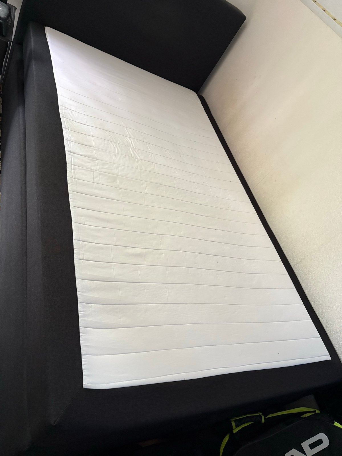 Bed 120x200 - Comfortabel en Ruim, Ophalen, Gebruikt, Zwart, Twijfelaar