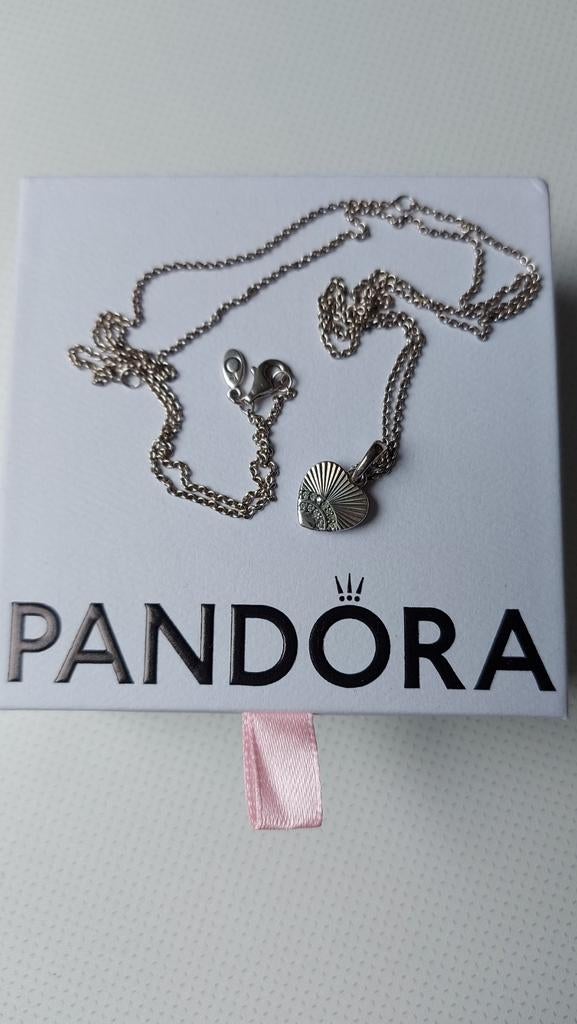 ❤️ Originele Pandora ketting met Pandora hart zirkonia's, Ophalen of Verzenden, Zo goed als nieuw, Zilver, Pandora