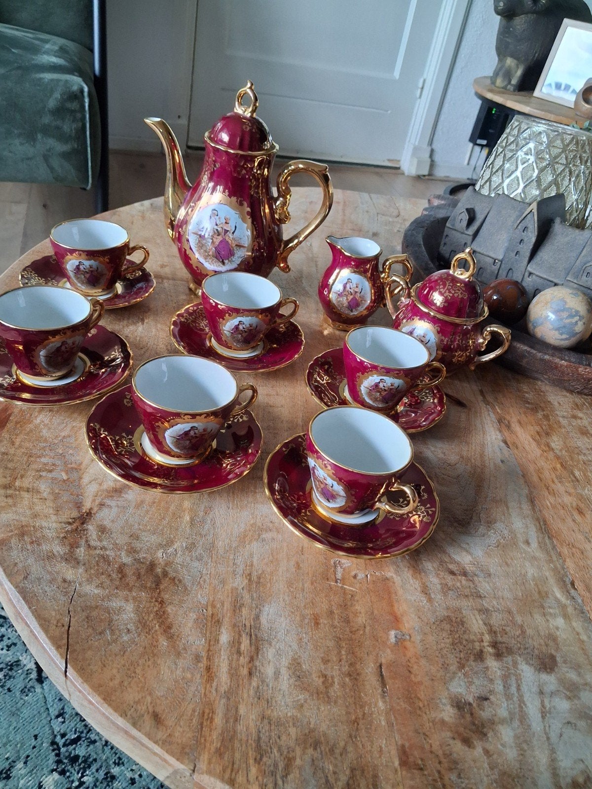 Ebersbach Porseleinen Koffie-/Theeservies - Rood met Goud, Ophalen