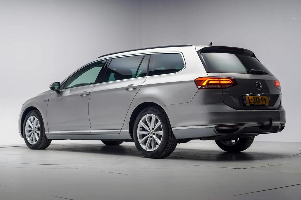 Volkswagen Passat VARIANT 1.4 TSI GTE Highline [ Apple/Andro, Automaat, Gebruikt, Automatische klimaatregeling, 59 km/l