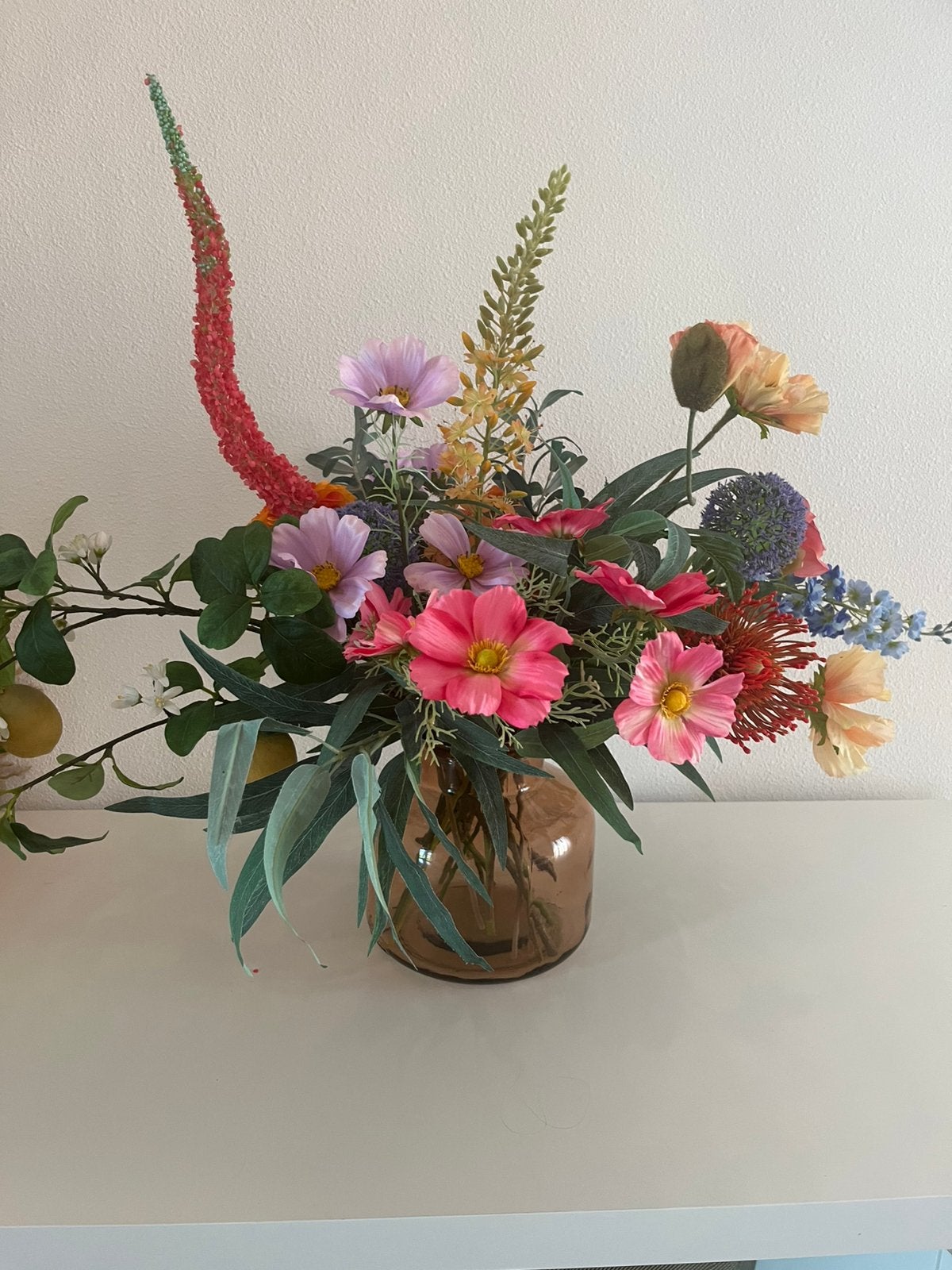 Boeket kunstbloemen, Ophalen of Verzenden, Zo goed als nieuw
