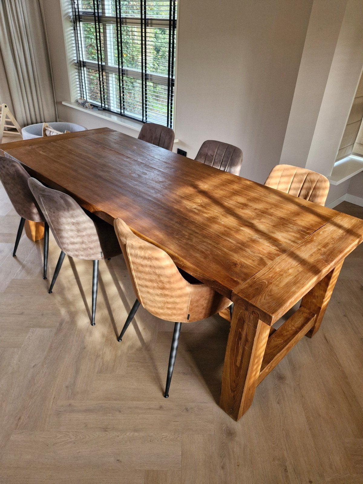 Robuuste houten eettafel, Gebruikt, Vier personen, Rechthoekig, Overige houtsoorten